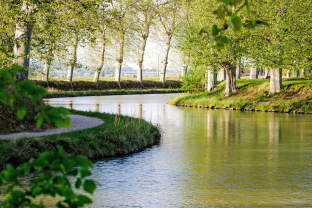 Camping Serignan Plage Herault Region Canal du Midi